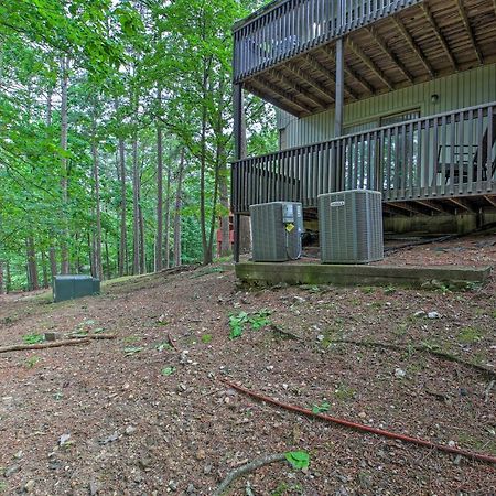 Hot Springs Village Retreat With Deck 3 Mi To Golf! المظهر الخارجي الصورة