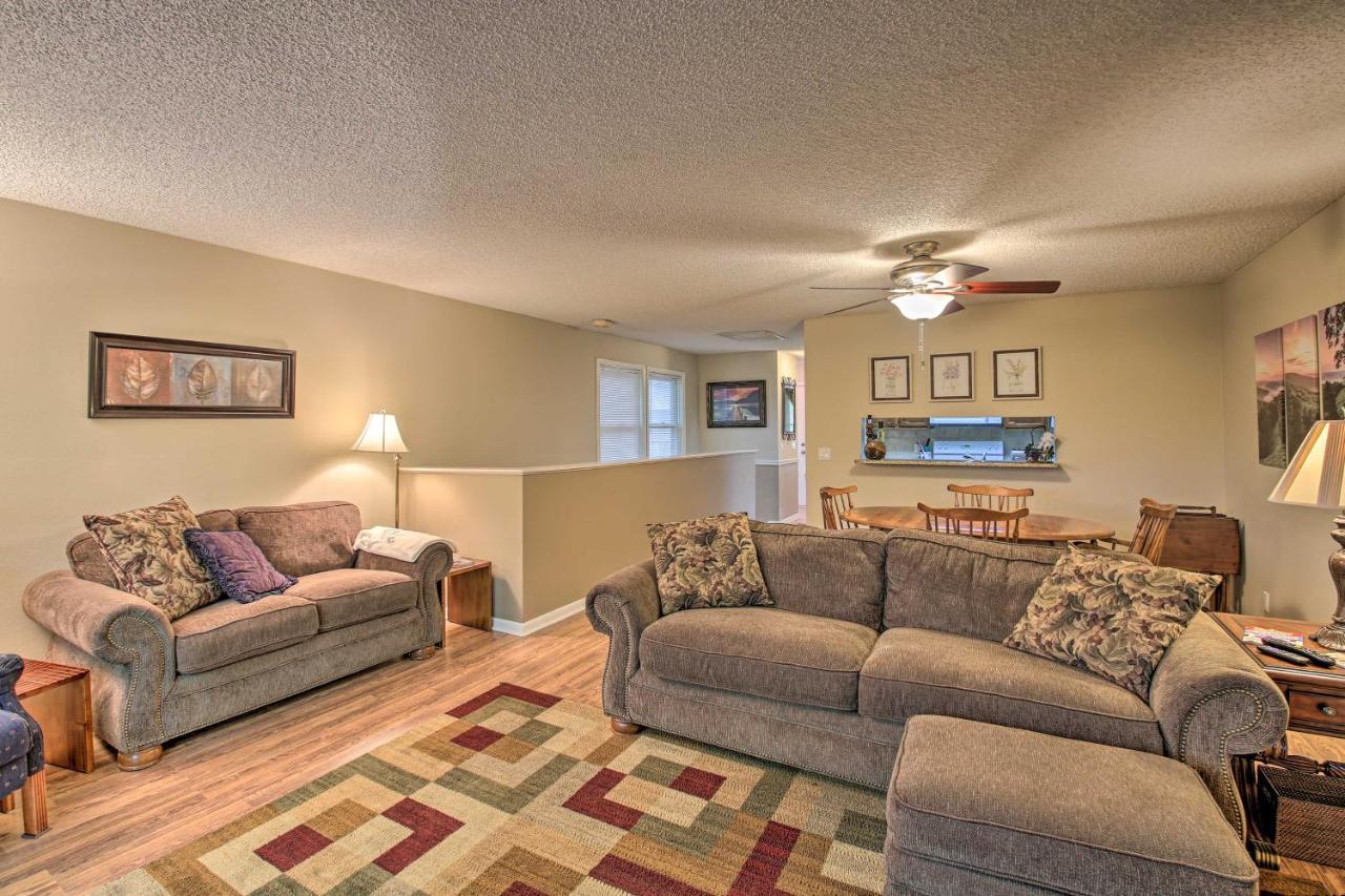 Hot Springs Village Retreat With Deck 3 Mi To Golf! المظهر الخارجي الصورة