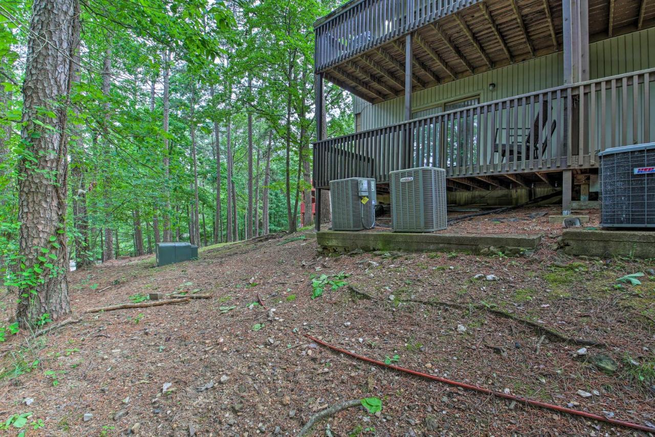 Hot Springs Village Retreat With Deck 3 Mi To Golf! المظهر الخارجي الصورة